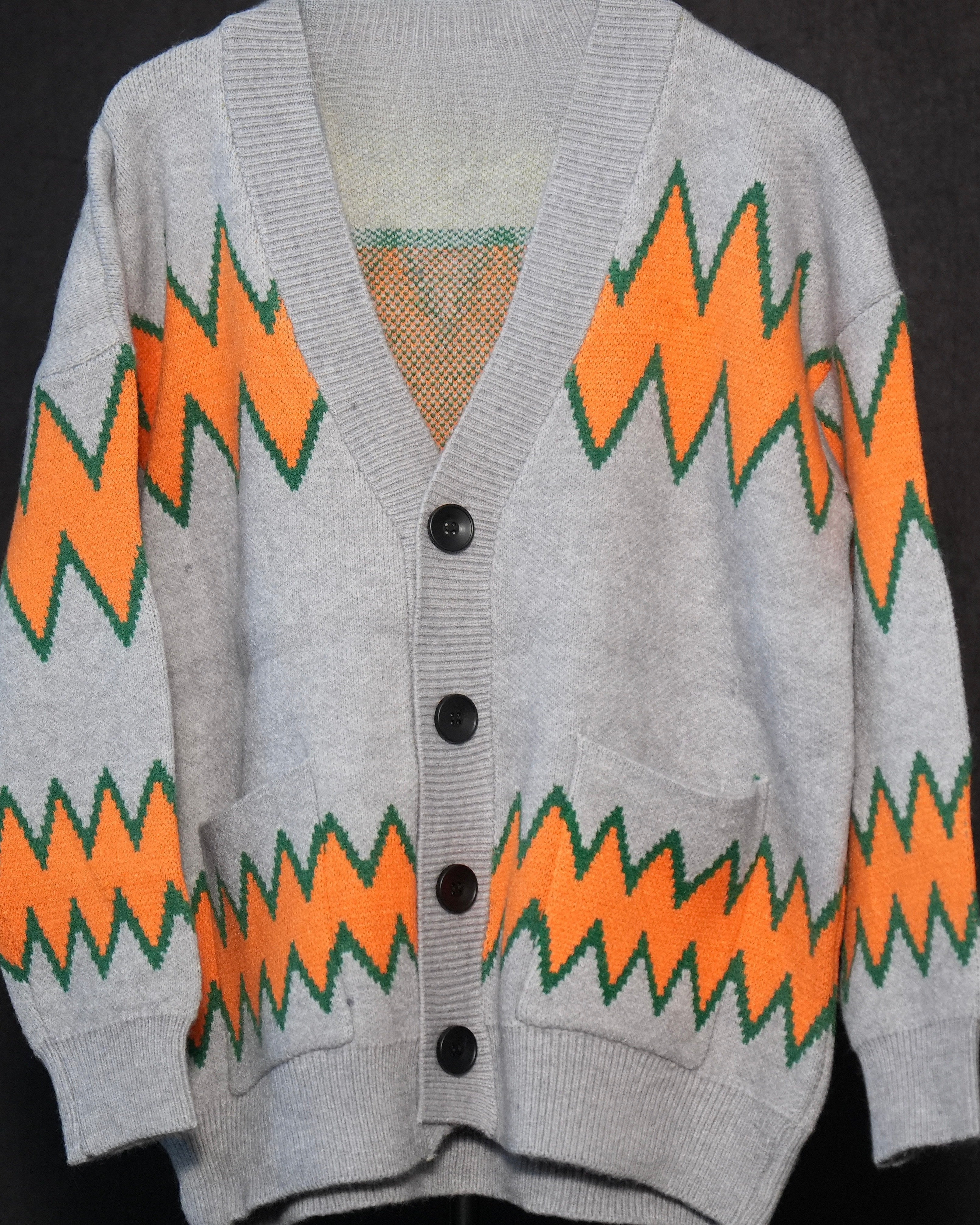 Zig-Wave Knit Cardigan